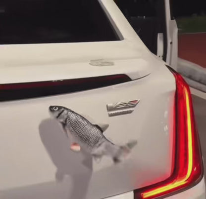 Voice-controlled wagging tail fish Decor